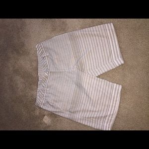 Men's White and gray striped hybrid shorts